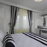 מלון Uslu Hotel Royal Yachting