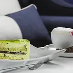 Uslu Hotel Royal Yachting מלון