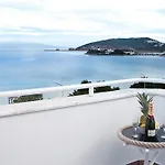 Uslu Hotel Royal Yachting Topanca Adası