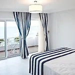 Uslu Hotel Royal Yachting מלון *