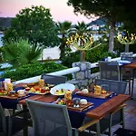 Uslu Hotel Royal Yachting מלון