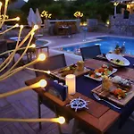 Uslu Hotel Royal Yachting מלון *