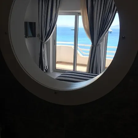 Uslu Hotel Royal Yachting Otel *