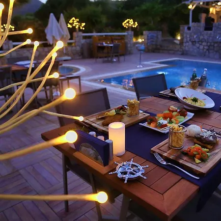 Uslu Hotel Royal Yachting Otel *