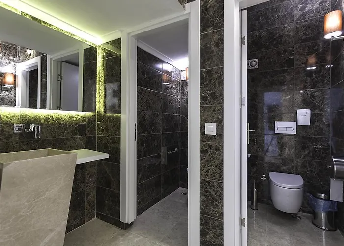 Uslu Hotel Royal Yachting *